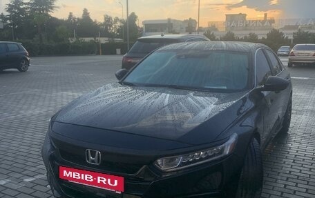 Honda Accord IX рестайлинг, 2018 год, 2 250 000 рублей, 2 фотография