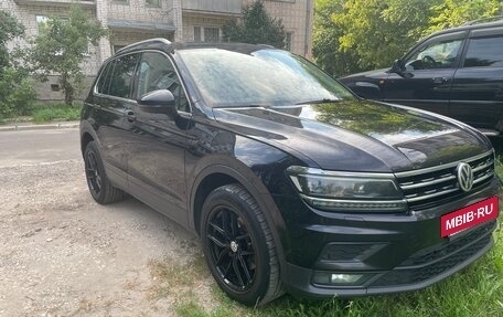 Volkswagen Tiguan II, 2019 год, 2 250 000 рублей, 2 фотография