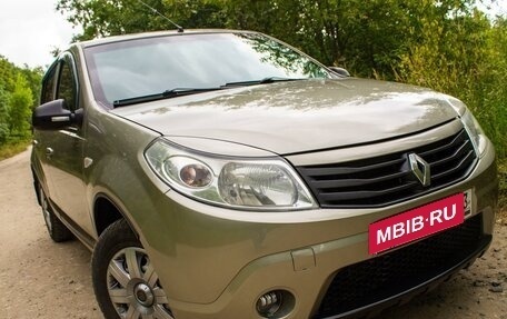 Renault Logan I, 2010 год, 567 000 рублей, 3 фотография