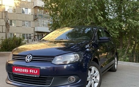 Volkswagen Polo VI (EU Market), 2011 год, 815 000 рублей, 1 фотография