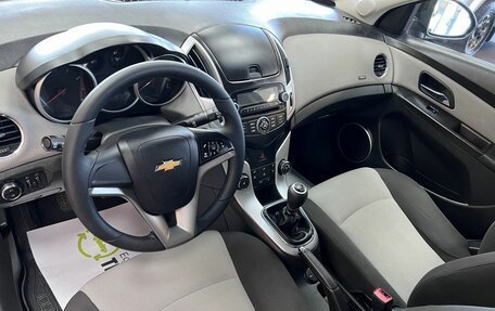 Chevrolet Cruze II, 2014 год, 1 145 000 рублей, 9 фотография