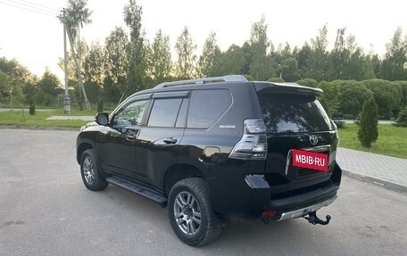 Toyota Land Cruiser Prado 150 рестайлинг 2, 2011 год, 2 850 000 рублей, 4 фотография