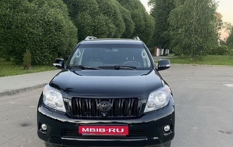 Toyota Land Cruiser Prado 150 рестайлинг 2, 2011 год, 2 850 000 рублей, 7 фотография