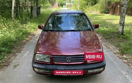 Volkswagen Golf III, 1994 год, 170 000 рублей, 2 фотография