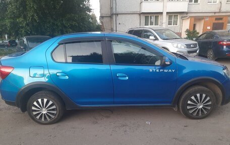 Renault Logan II, 2019 год, 1 099 000 рублей, 14 фотография