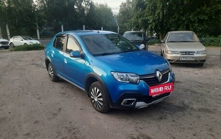 Renault Logan II, 2019 год, 1 099 000 рублей, 10 фотография