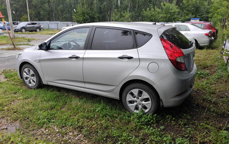 Hyundai Solaris II рестайлинг, 2015 год, 999 000 рублей, 7 фотография