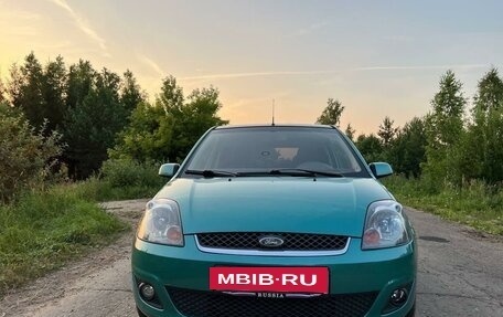 Ford Fiesta, 2006 год, 550 000 рублей, 2 фотография