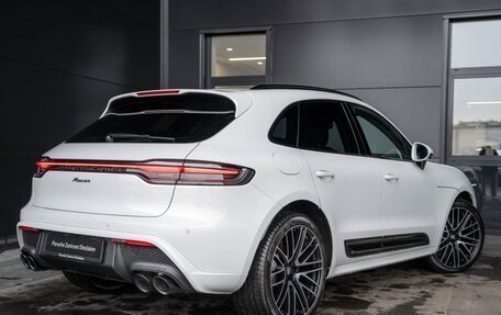 Porsche Macan I рестайлинг, 2024 год, 11 918 000 рублей, 2 фотография