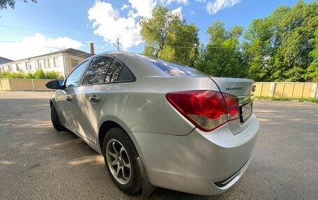 Chevrolet Cruze II, 2011 год, 620 000 рублей, 4 фотография