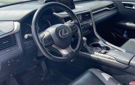 Lexus RX IV рестайлинг, 2017 год, 5 300 000 рублей, 7 фотография