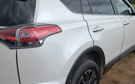 Toyota RAV4, 2017 год, 3 155 000 рублей, 4 фотография