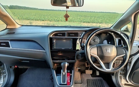 Honda Shuttle II, 2015 год, 1 300 000 рублей, 10 фотография