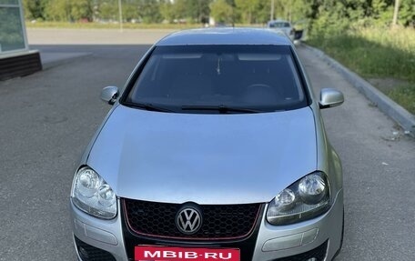 Volkswagen Golf V, 2005 год, 470 000 рублей, 2 фотография