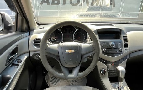 Chevrolet Cruze II, 2009 год, 598 000 рублей, 5 фотография