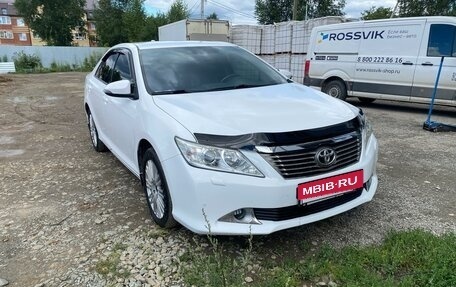 Toyota Camry, 2012 год, 1 700 000 рублей, 2 фотография