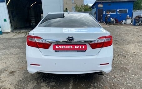 Toyota Camry, 2012 год, 1 700 000 рублей, 4 фотография