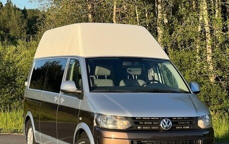 Volkswagen Caravelle T5, 2013 год, 2 100 000 рублей, 2 фотография