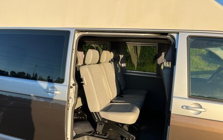 Volkswagen Caravelle T5, 2013 год, 2 100 000 рублей, 27 фотография