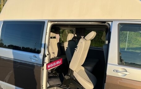 Volkswagen Caravelle T5, 2013 год, 2 100 000 рублей, 21 фотография