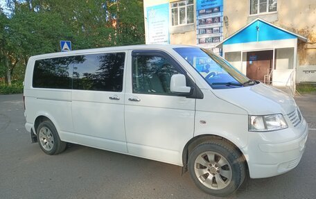 Volkswagen Caravelle T5, 2008 год, 1 850 000 рублей, 6 фотография