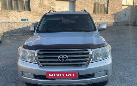 Toyota Land Cruiser 200, 2010 год, 3 300 000 рублей, 2 фотография