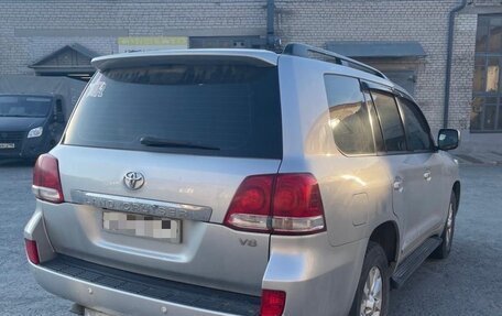 Toyota Land Cruiser 200, 2010 год, 3 300 000 рублей, 4 фотография