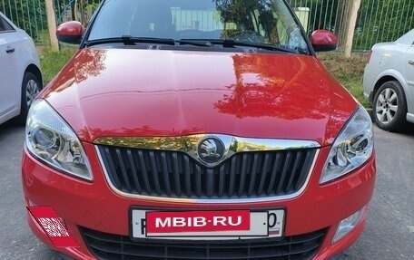 Skoda Fabia II, 2013 год, 849 000 рублей, 2 фотография