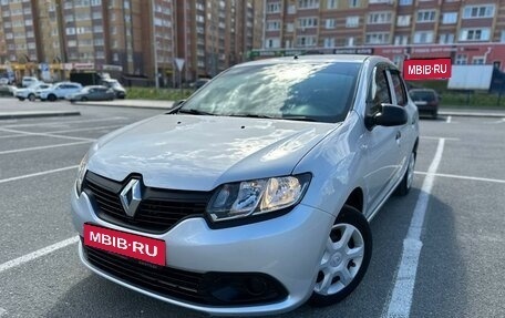 Renault Logan II, 2018 год, 890 000 рублей, 1 фотография