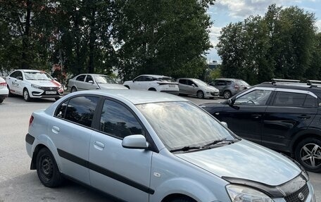 KIA Rio II, 2009 год, 580 000 рублей, 1 фотография