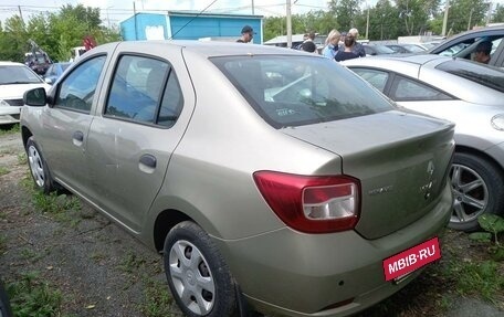 Renault Logan II, 2018 год, 650 000 рублей, 5 фотография