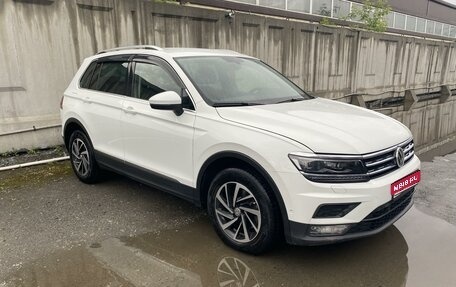 Volkswagen Tiguan II, 2018 год, 2 325 000 рублей, 1 фотография