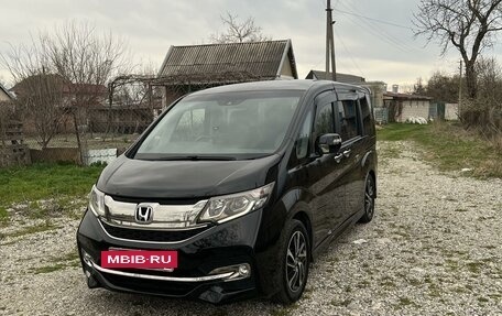 Honda Stepwgn IV, 2016 год, 2 330 000 рублей, 5 фотография