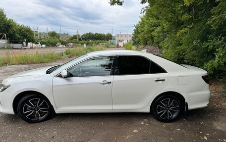 Toyota Camry, 2017 год, 2 398 000 рублей, 5 фотография