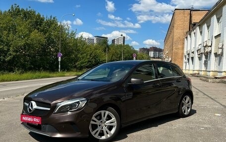 Mercedes-Benz A-Класс, 2016 год, 2 030 000 рублей, 2 фотография