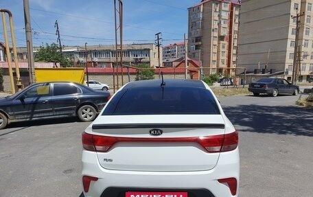 KIA Rio IV, 2018 год, 1 250 000 рублей, 2 фотография