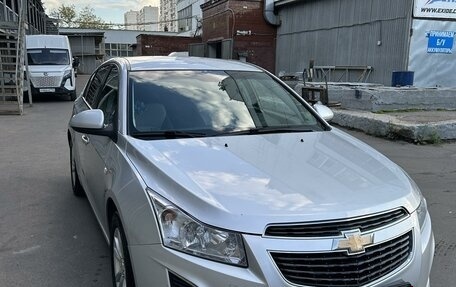 Chevrolet Cruze II, 2013 год, 1 100 000 рублей, 2 фотография