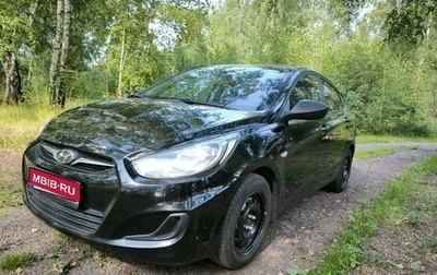 Hyundai Solaris II рестайлинг, 2013 год, 780 000 рублей, 1 фотография