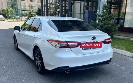 Toyota Camry, 2022 год, 4 800 000 рублей, 5 фотография