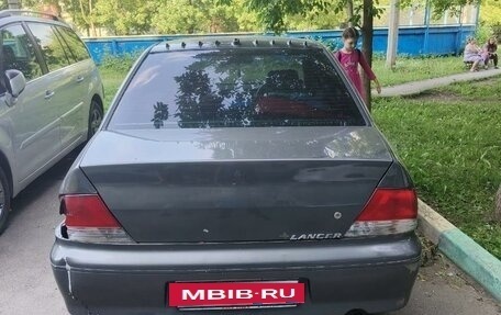 Mitsubishi Lancer IX, 2001 год, 230 000 рублей, 2 фотография