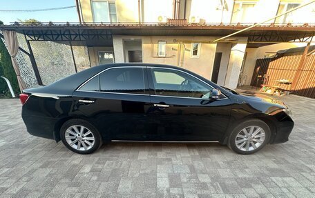 Toyota Camry, 2013 год, 1 950 000 рублей, 4 фотография