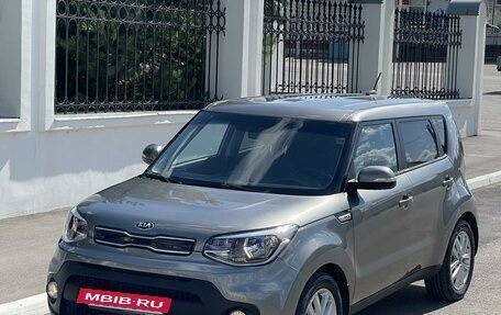 KIA Soul II рестайлинг, 2018 год, 1 730 000 рублей, 3 фотография