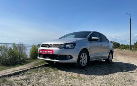 Volkswagen Polo VI (EU Market), 2012 год, 788 000 рублей, 2 фотография