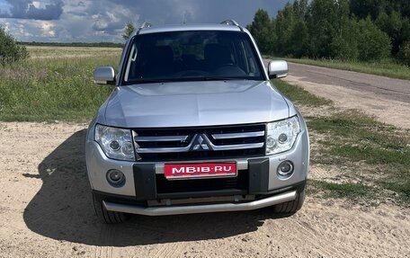 Mitsubishi Pajero IV, 2008 год, 1 800 000 рублей, 1 фотография