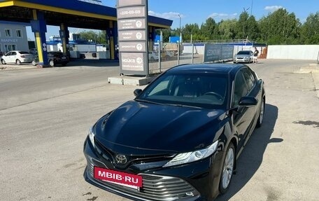 Toyota Camry, 2019 год, 3 400 000 рублей, 3 фотография