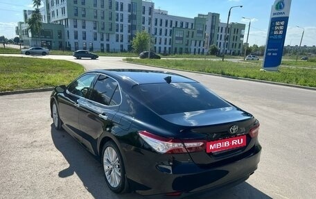 Toyota Camry, 2019 год, 3 400 000 рублей, 7 фотография