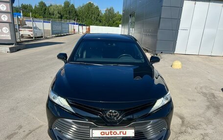 Toyota Camry, 2019 год, 3 400 000 рублей, 2 фотография