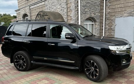 Toyota Land Cruiser 200, 2015 год, 6 300 000 рублей, 3 фотография