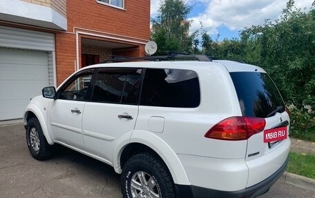 Mitsubishi Pajero Sport II рестайлинг, 2011 год, 1 700 000 рублей, 3 фотография