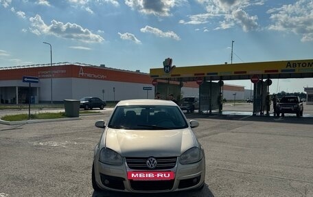 Volkswagen Jetta VI, 2008 год, 405 000 рублей, 2 фотография